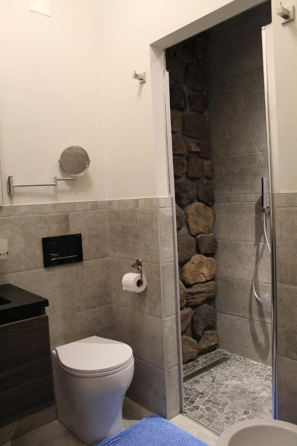 Villa Martina Luxury Rooms Дезенцано-дель-Гарда Екстер'єр фото