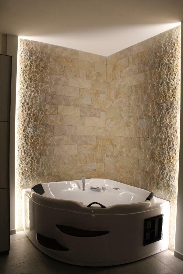 Villa Martina Luxury Rooms Дезенцано-дель-Гарда Екстер'єр фото